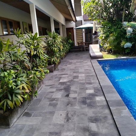 Jukung Dua Guest House Санур Екстер'єр фото